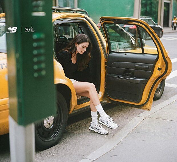 New Balance 204L İnceleme: 2025’in En Trend Sneaker’ı mı?