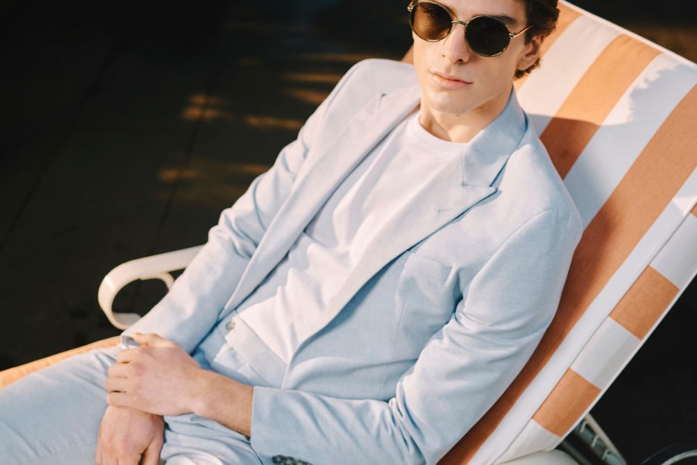 What to Wear: The Destination Wedding