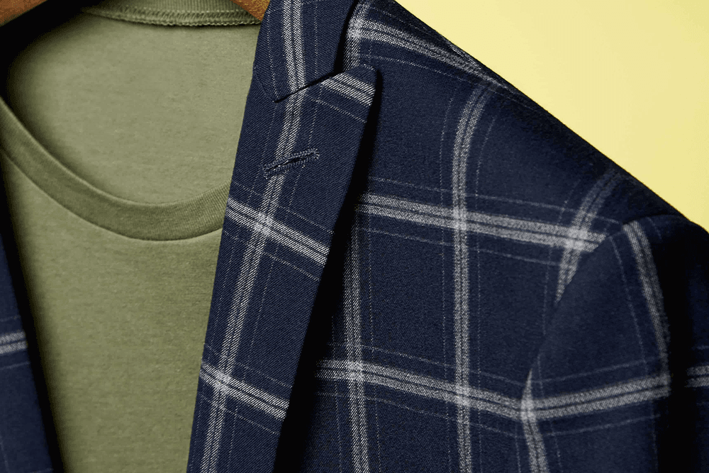How to guide: Styling a men’s blazer with a t-shirt for a casual, everyday look