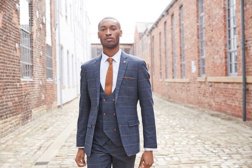 Elevate Your Office Wardrobe – Dress for a Promotion in 2021!
