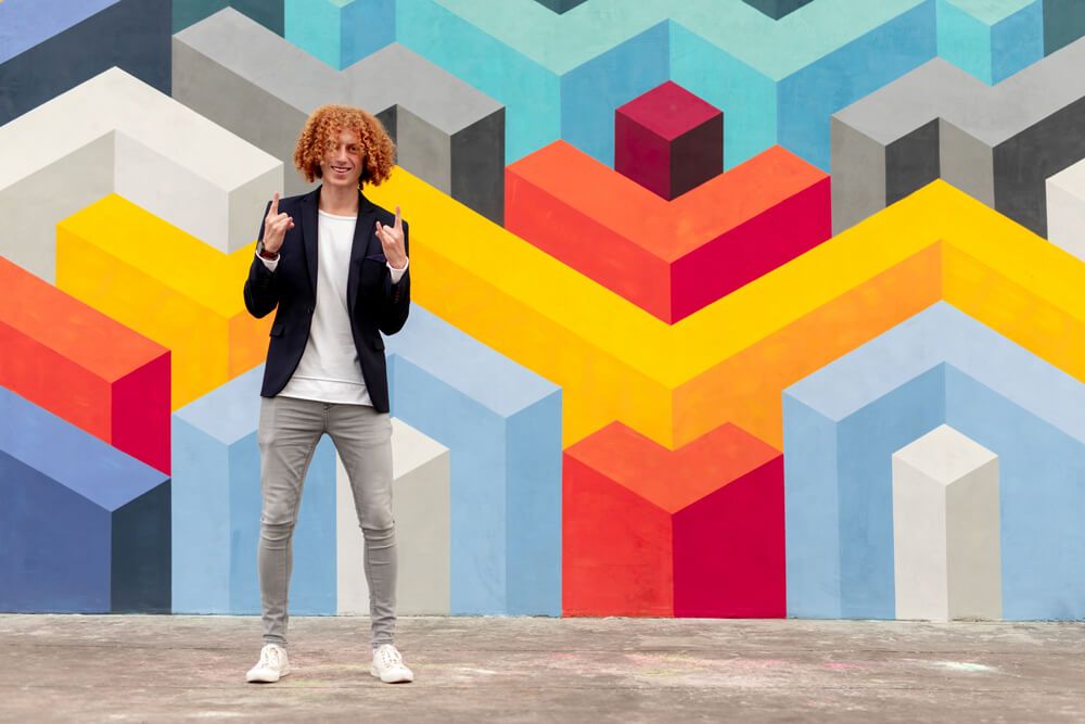 What to wear with grey jeans - for men